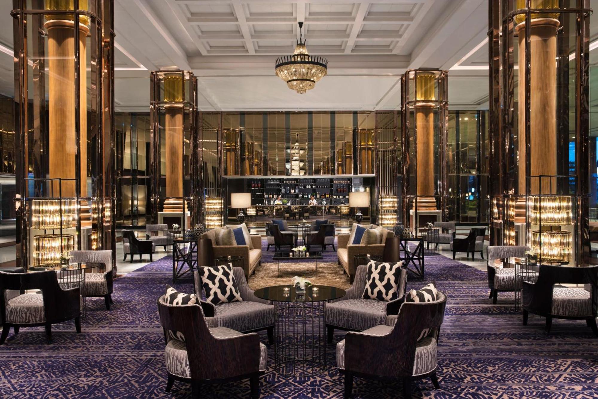 Bangkok Marriott Marquis Queens Park Exterior photo The lobby of the hotel