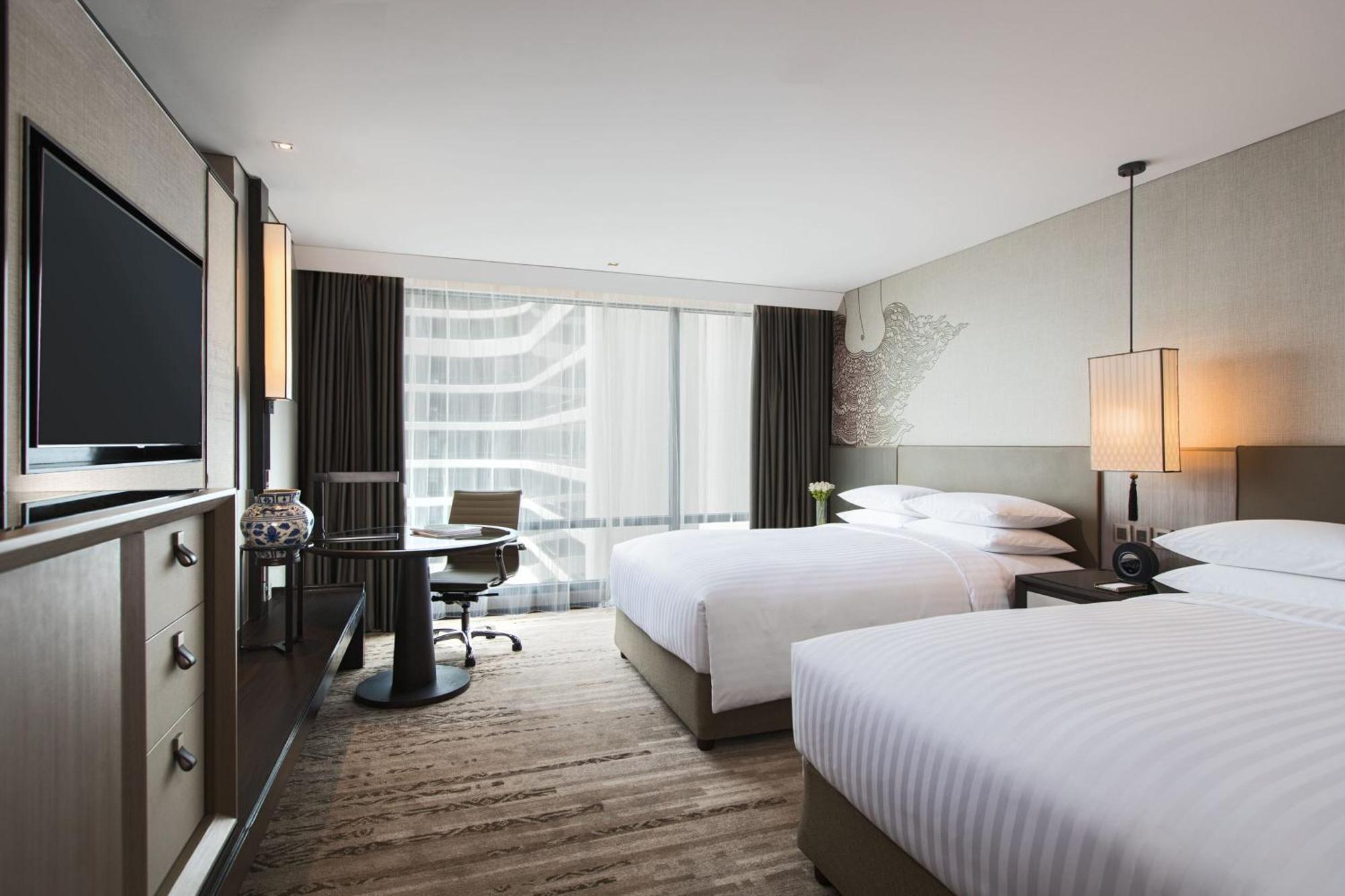 Bangkok Marriott Marquis Queens Park Exterior photo Deluxe Room